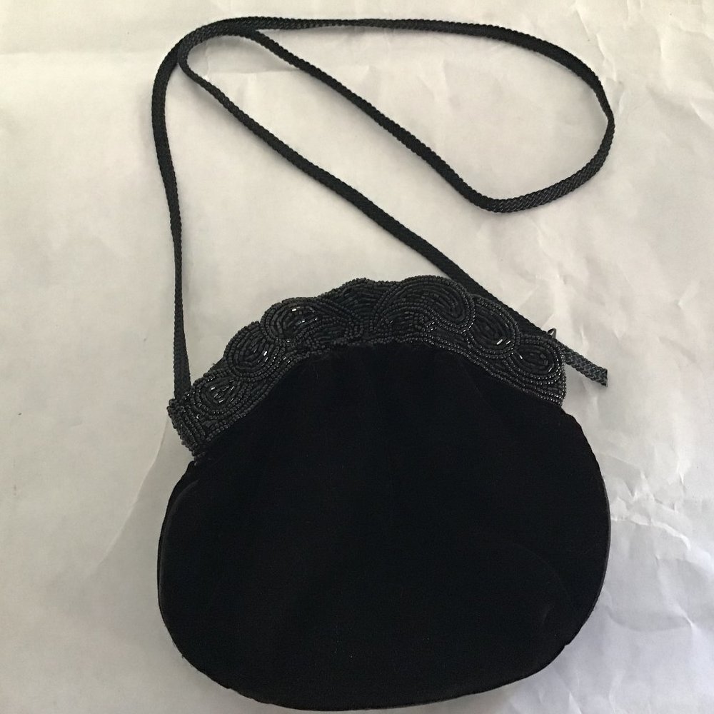 Black velvet after 5 purse,